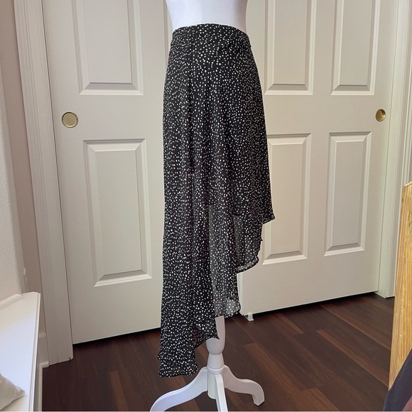 Forever 21 High-Low Sheer Polka Dot Layered Tiered Skirt - Picture 4 of 16